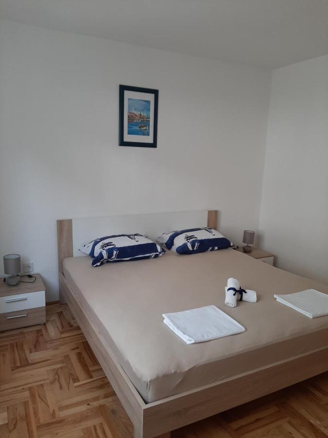 Apartment Marko Kaštela Екстериор снимка