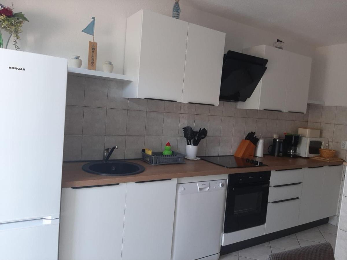 Apartment Marko Kaštela Екстериор снимка