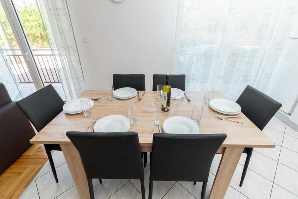 Apartment Marko Kaštela Екстериор снимка